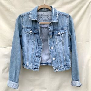 American Eagle Cropped Denim Jacket